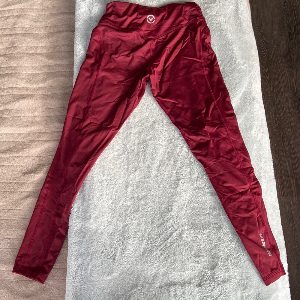 Virus Burgundy Leggings